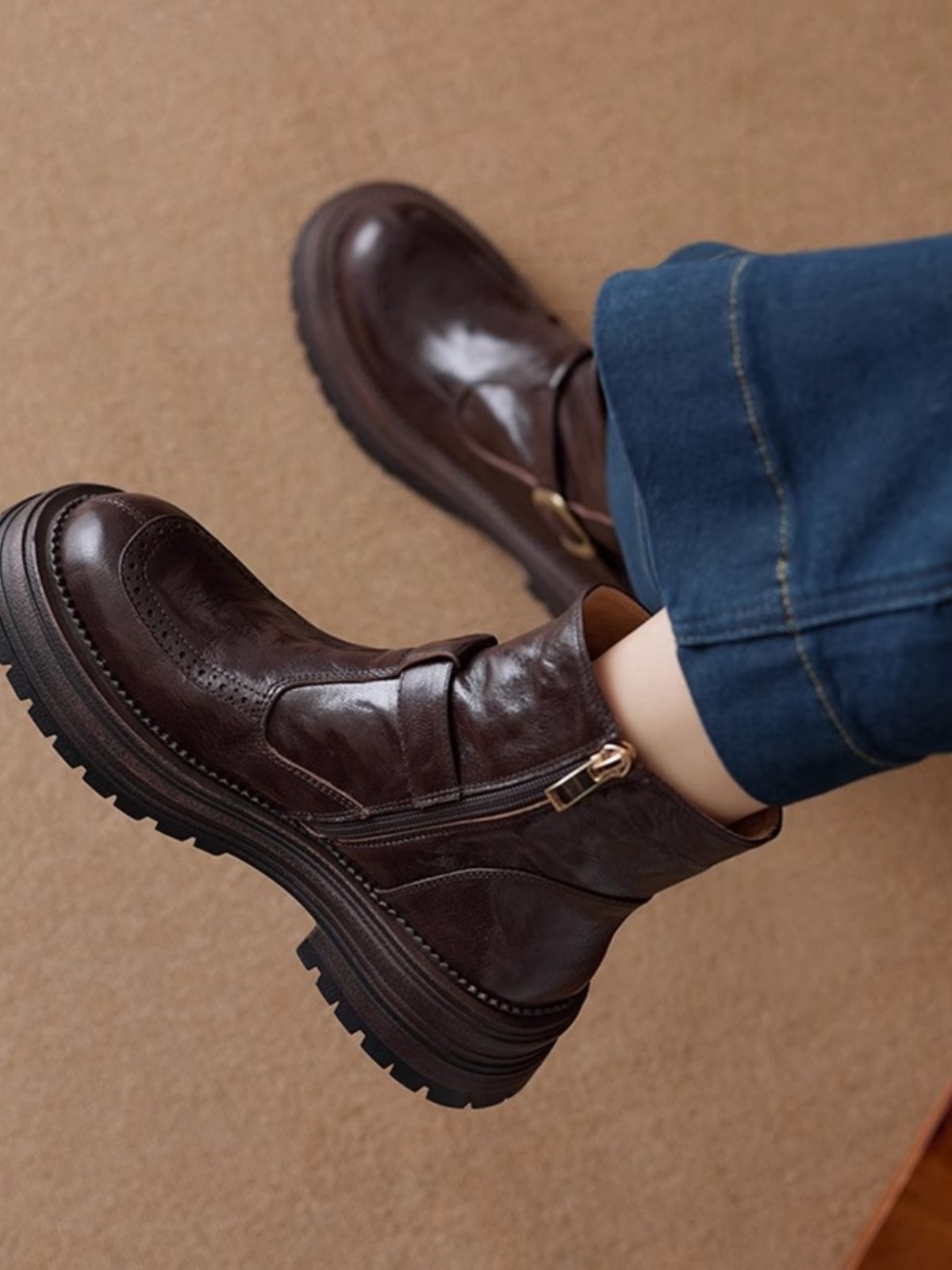 软羊皮厚底英伦风马丁靴女2025秋冬新款法式真皮短靴黑色加绒靴子